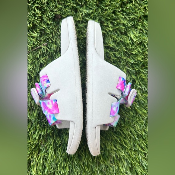 CHACO Kids DARLING Chillos Tie Dye Slide Sandals Shoes SZ K2 - Picture 6 of 6